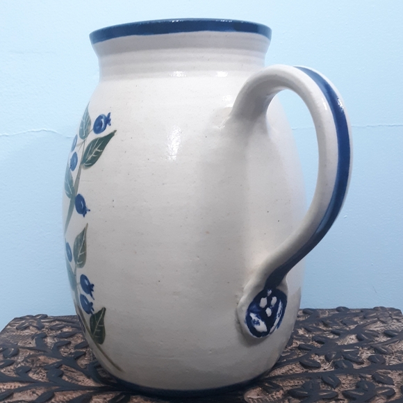 Vintage Pitcher Hand Thrown Studio Art Pottery Blueberries Blue White JoEl Maine - Picture 5 of 11